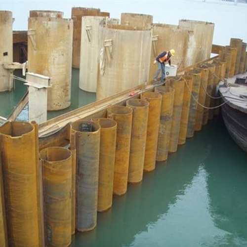 铜仁钢护筒现场安装